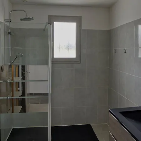 Le Refuge De - Maison 6 Personnes - Piscine *